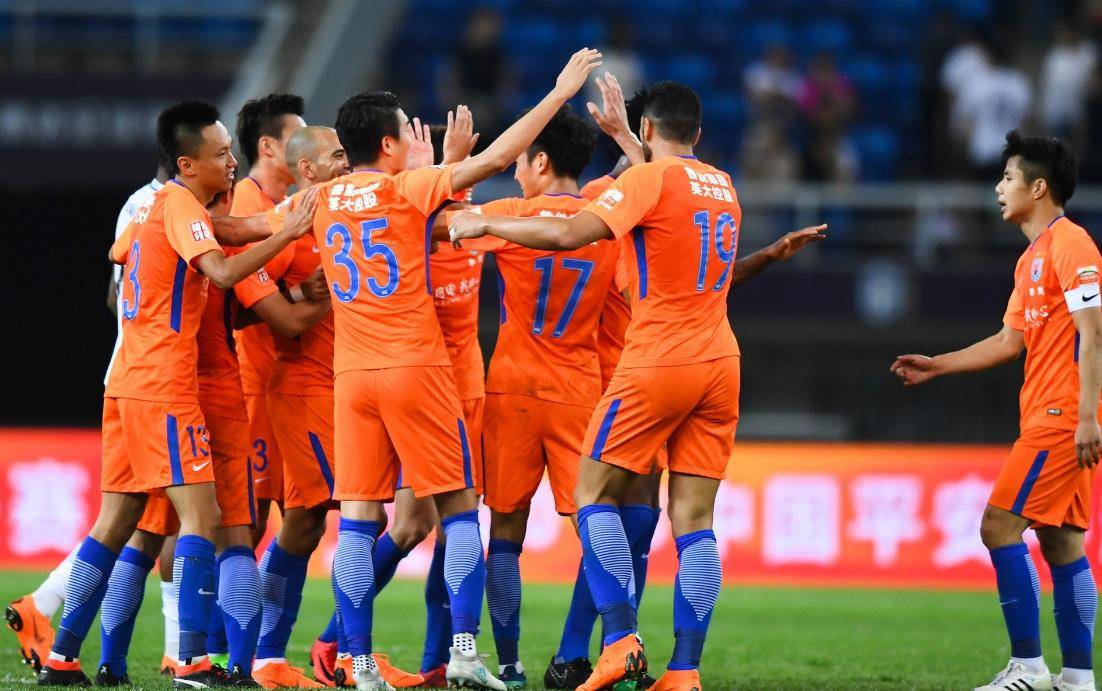 开云体育官网-鲁能恒大同组,亚冠搏杀之际