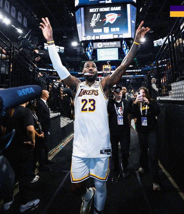 NBA超级豪强对抗精彩角逐迎面而来精彩纷呈不容错过的简单介绍 NBA超级豪强对抗精彩角逐迎面而来精彩纷呈不容错过的简单介绍