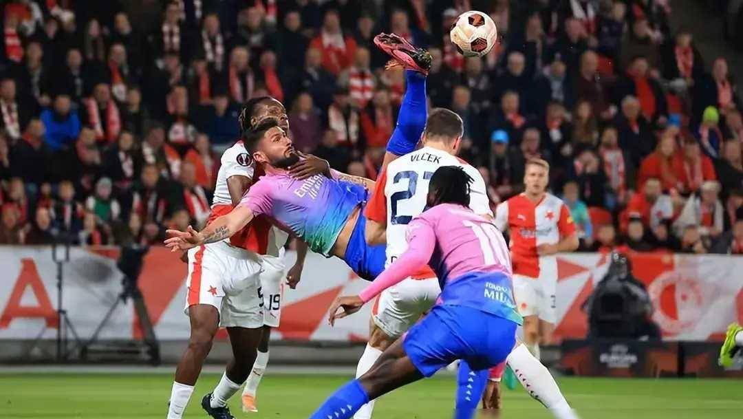 足球职业联赛近期赛况激烈,球队实力不凡的简单介绍 足球职业联赛近期赛况激烈,球队实力不凡的简单介绍