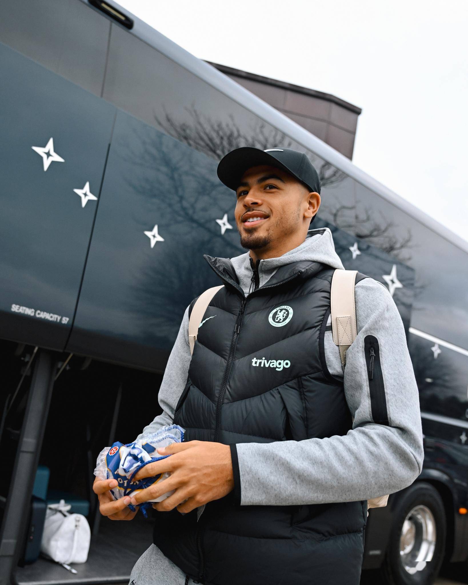 关于切尔西中场精英转会外租,欧洲豪门竞相争夺签约的信息 关于切尔西中场精英转会外租,欧洲豪门竞相争夺签约的信息