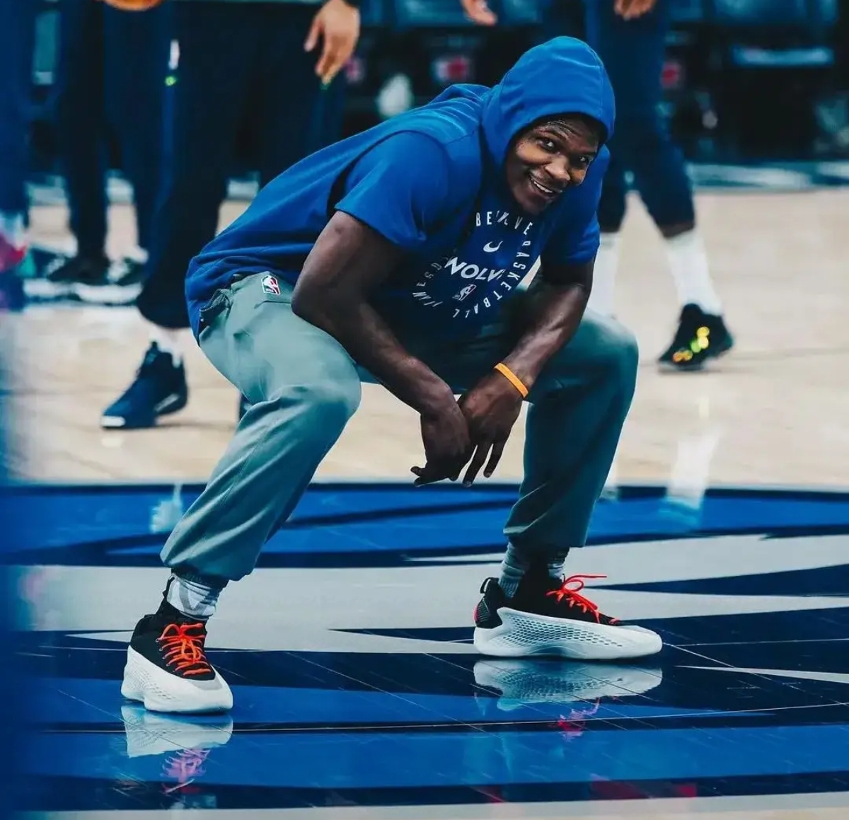 开云APP-NBA球员因个人原因提前退役，球迷哀叹离别