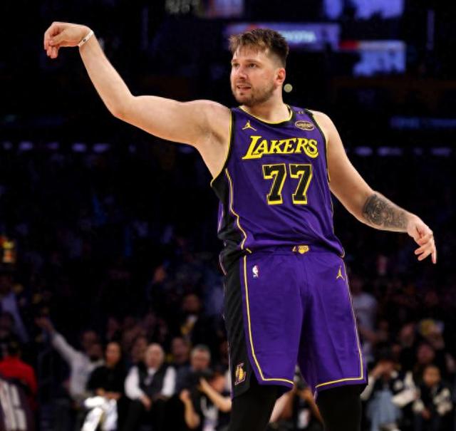 富德取得三连胜,士气高涨备战下轮对决的简单介绍 富德取得三连胜,士气高涨备战下轮对决的简单介绍