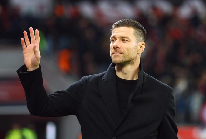 勒沃库森主场告负,主帅面临压力的简单介绍 勒沃库森主场告负,主帅面临压力的简单介绍