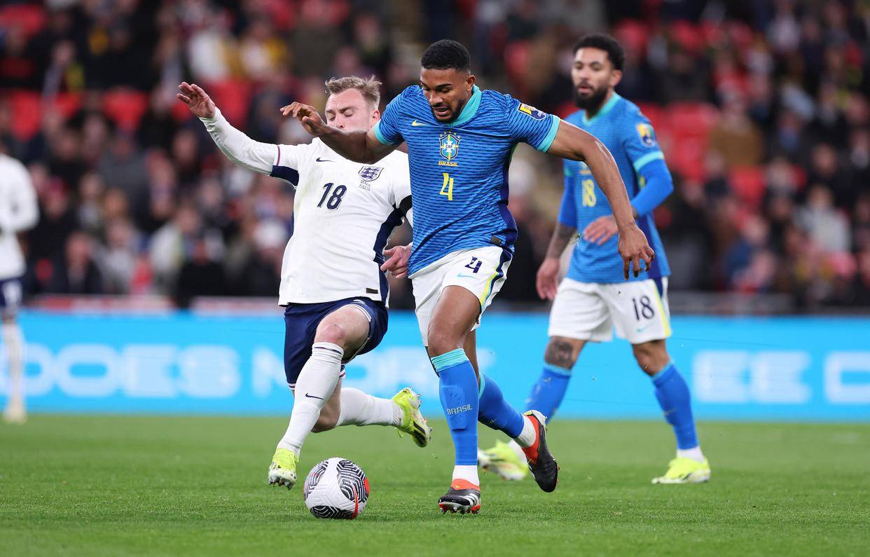 开云体育下载-竞争激烈！国际足球精英集结比赛现场的简单介绍