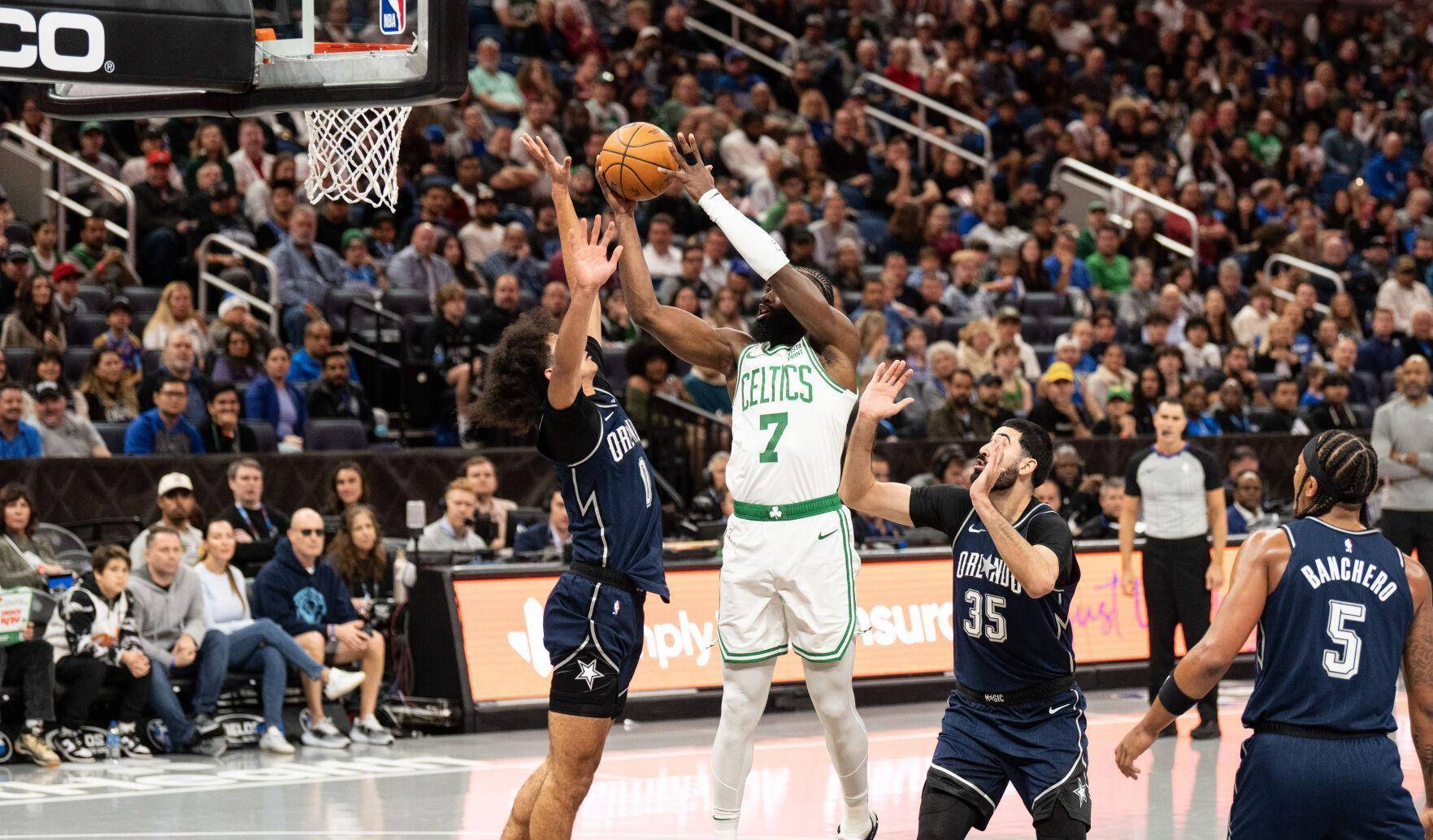 热火客场逆转凯尔特人,豪取四连胜的简单介绍 热火客场逆转凯尔特人,豪取四连胜的简单介绍