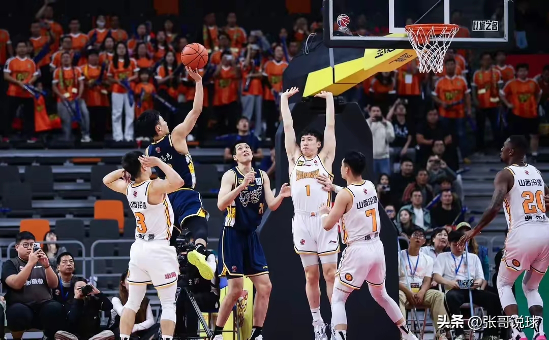 山西队客场不敌广东队,遭遇连败 山西队客场不敌广东队,遭遇连败