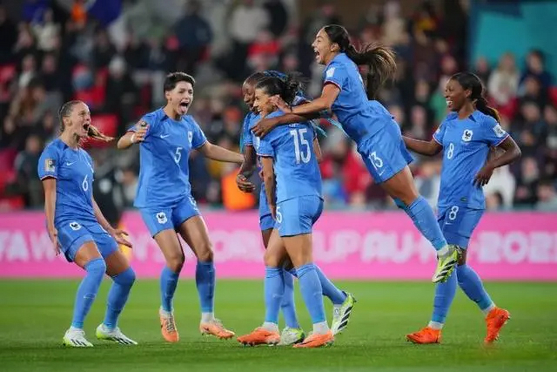 开云下载-关于瑞典女足队员受伤，或将缺席接下来的比赛的信息