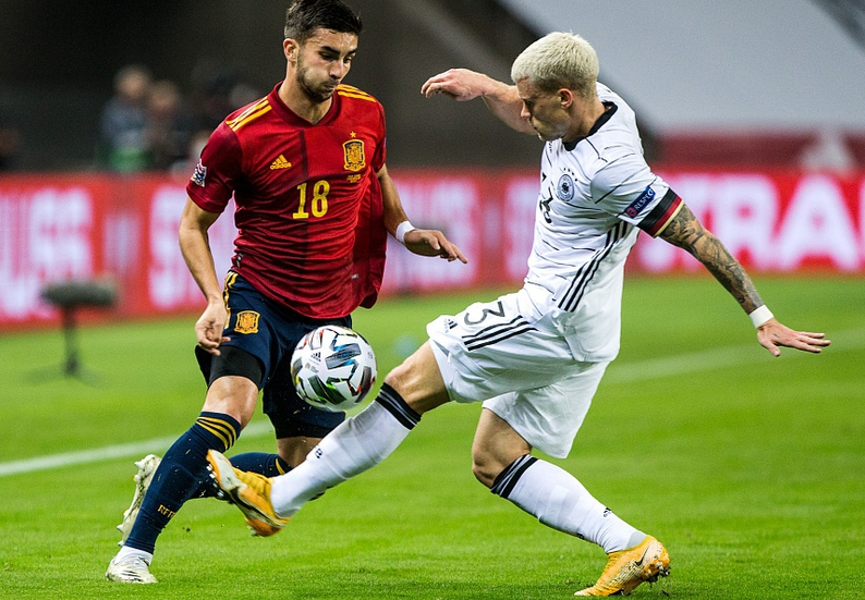 包含欧洲豪门再次证明自己实力,一路领先的词条 包含欧洲豪门再次证明自己实力,一路领先的词条