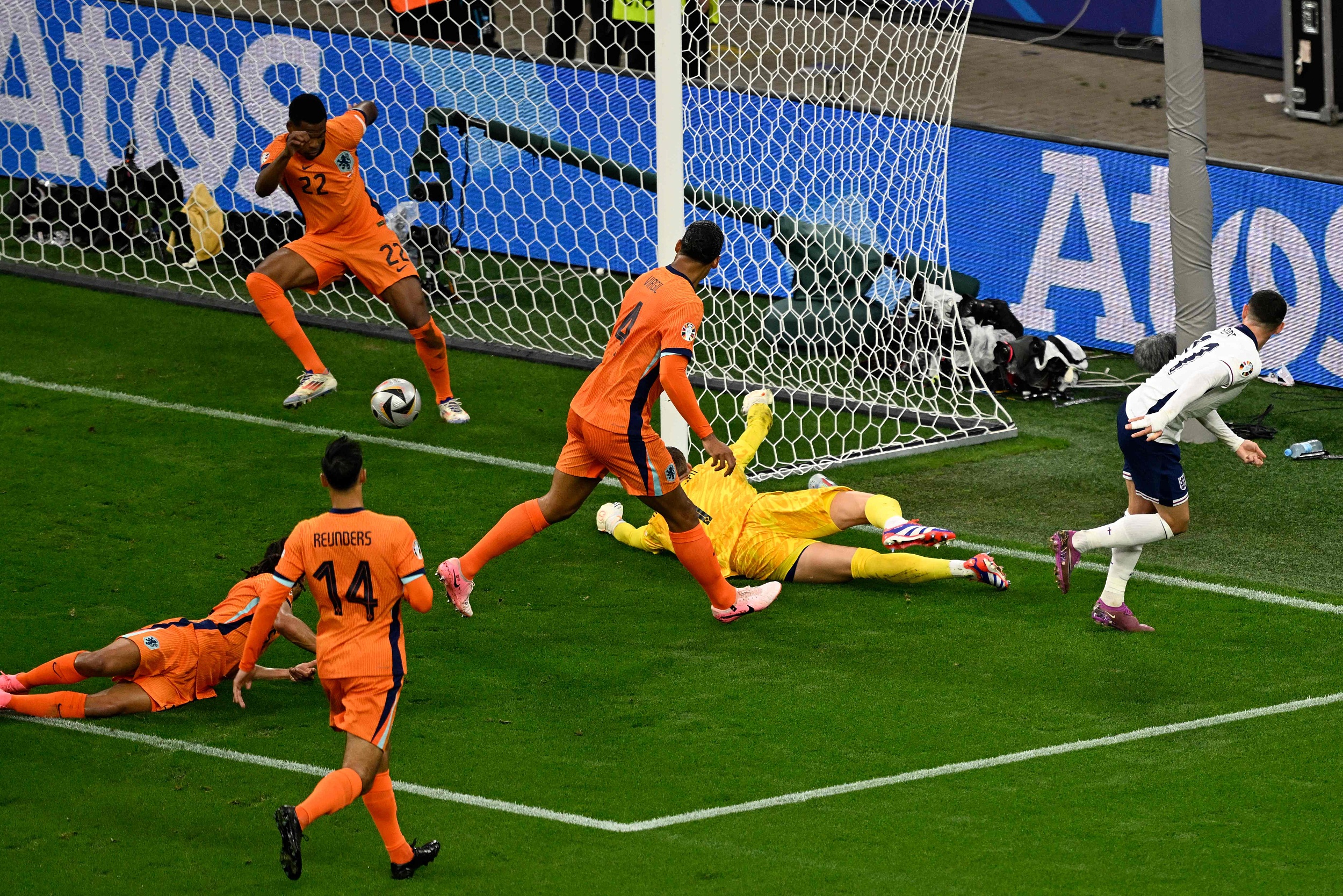 开云体育在线-关于英格兰队不敌对手，悲剧结束欧国联之旅的信息