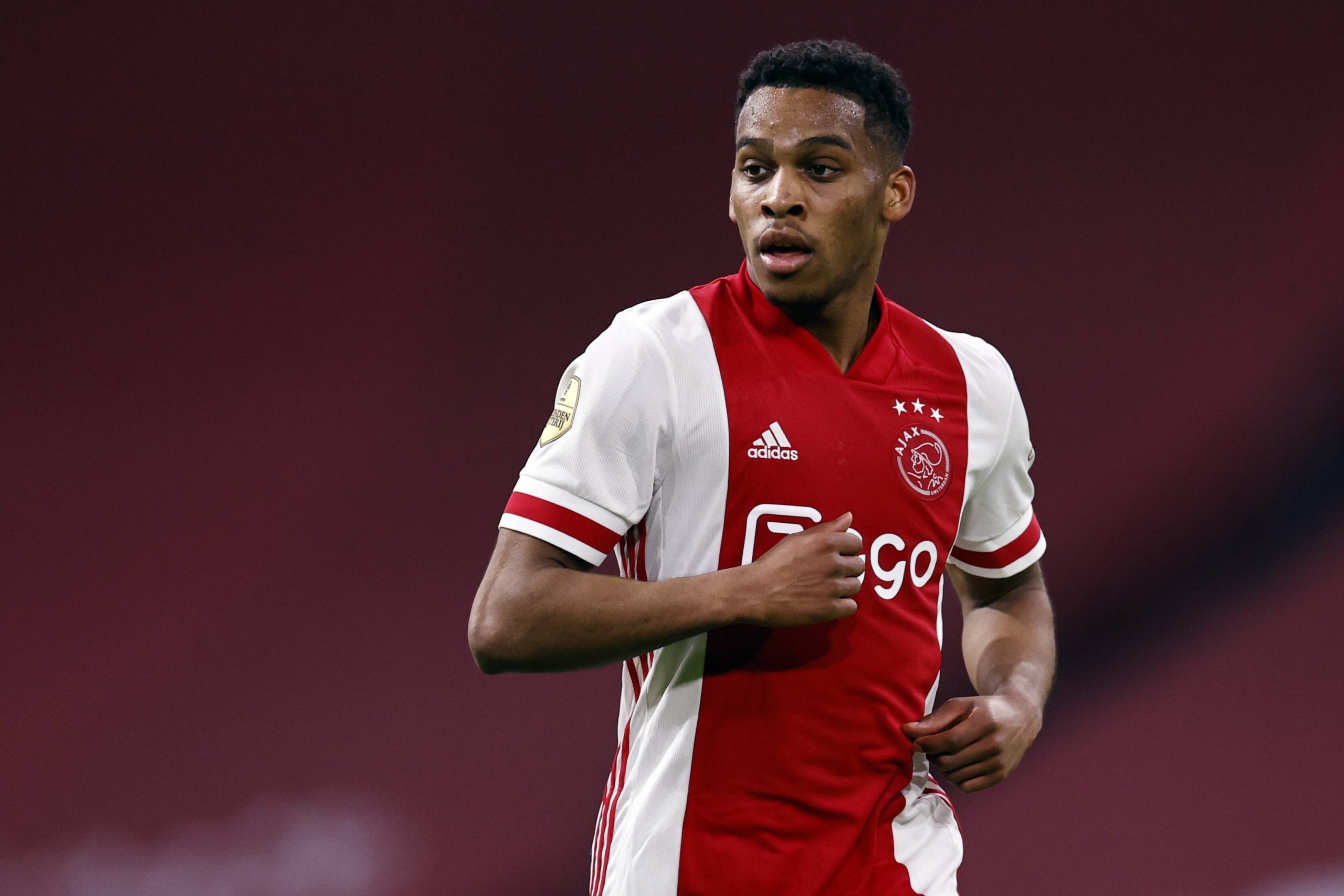 开云体育入口-包含阿贾克斯青训营培养出一位新天才球员的词条