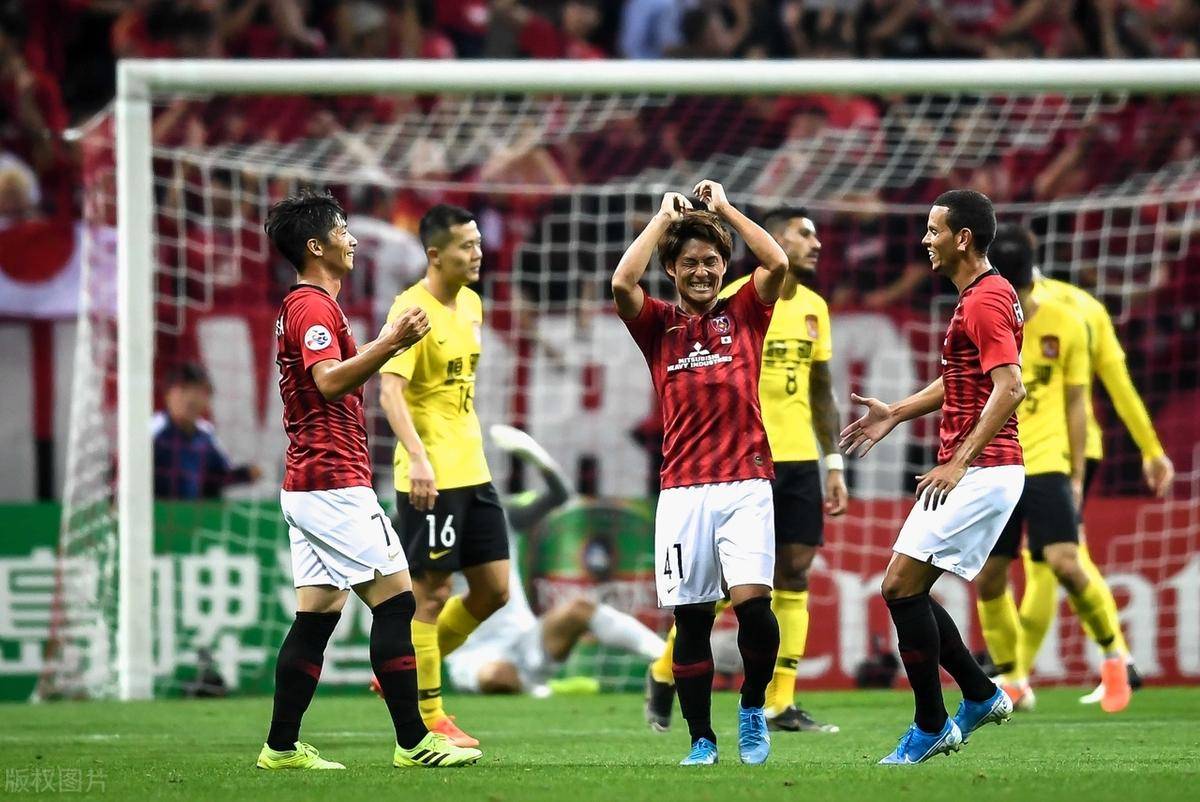 关于浦和红钻惨遭淘汰，中国足球再现辉煌时刻的信息