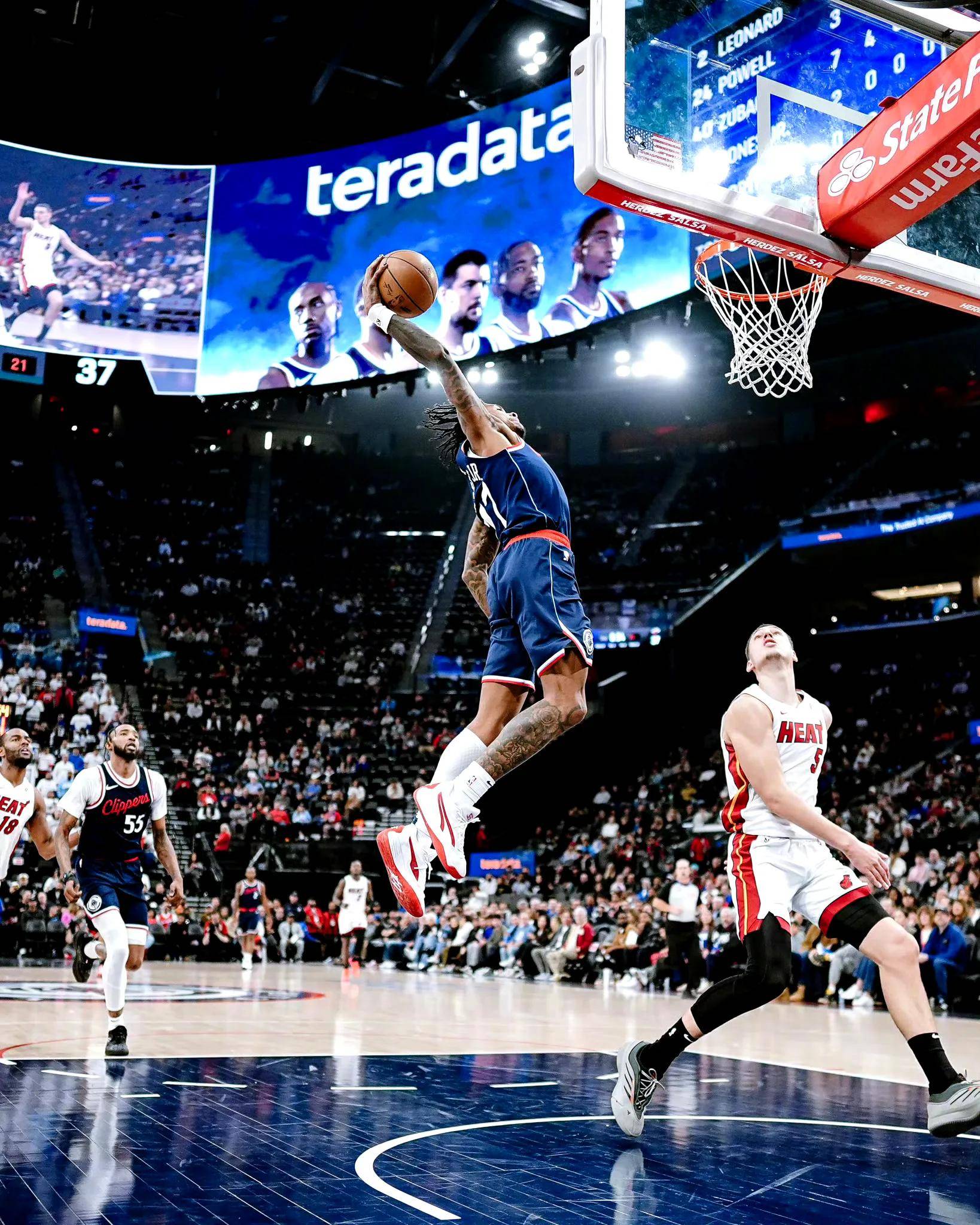 包含快船后卫大爆发,狂砍季后赛生涯新高的词条 包含快船后卫大爆发,狂砍季后赛生涯新高的词条