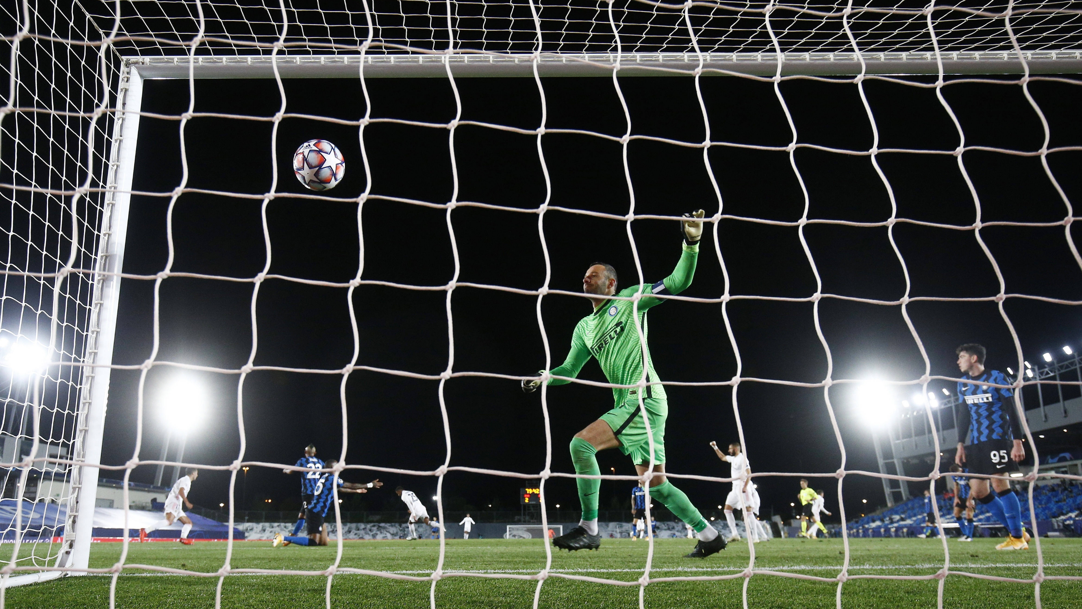 开云官网-包含欧预赛资格赛第一轮比赛精彩回眸的词条