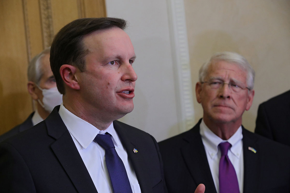 开云体育登录-包含乌克兰球队快速反击，客场逼和强敌实现保平的词条