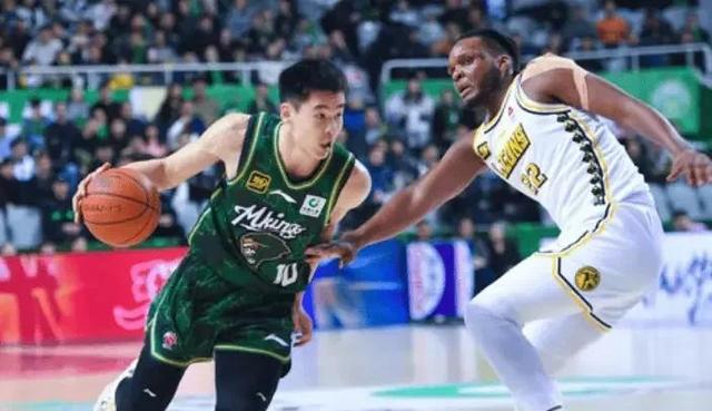 开云体育APP下载-巅峰对决！两队实力均衡激烈角逐