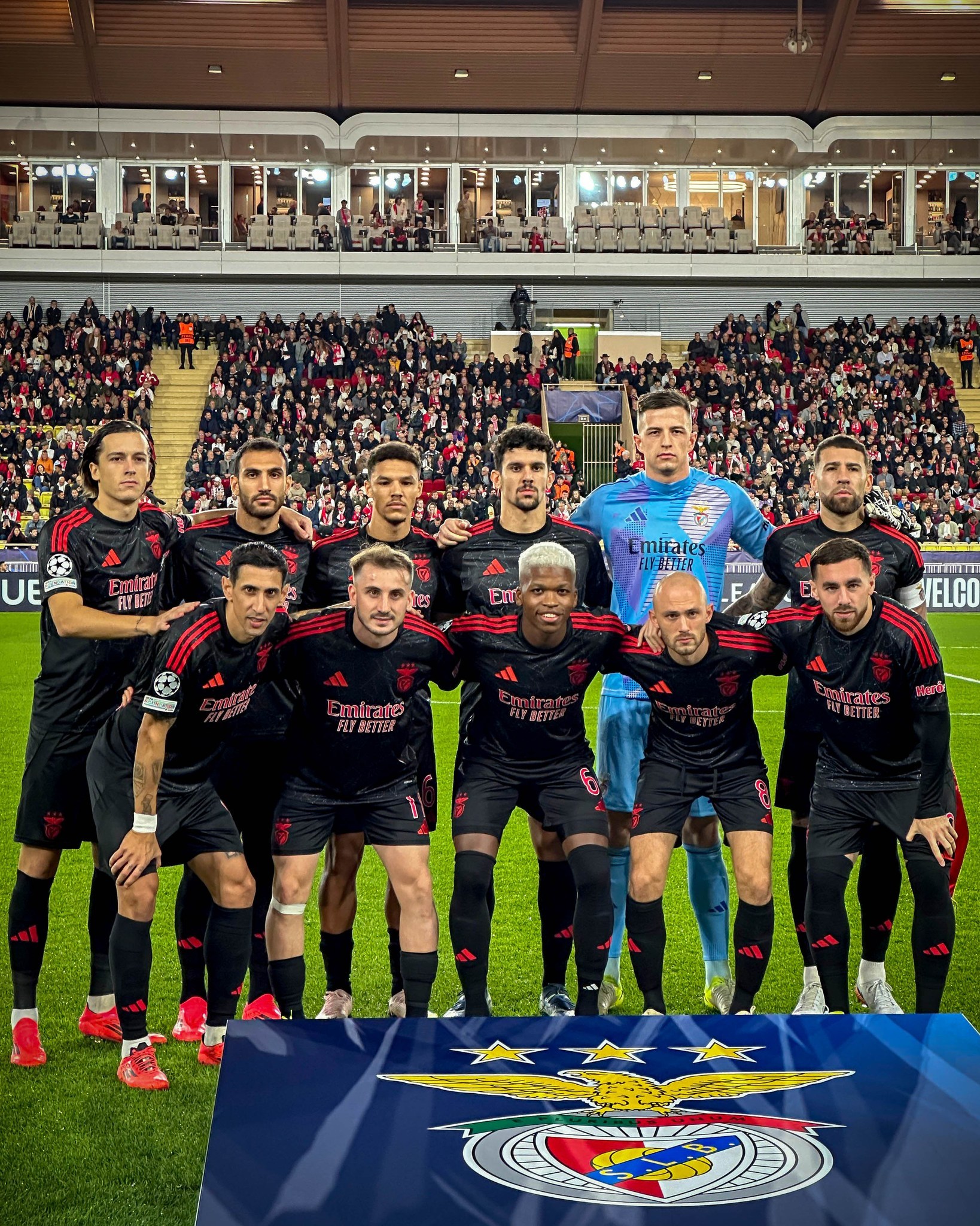 开云体育app-摩纳哥球员在比赛中表现抢眼，助球队胜出