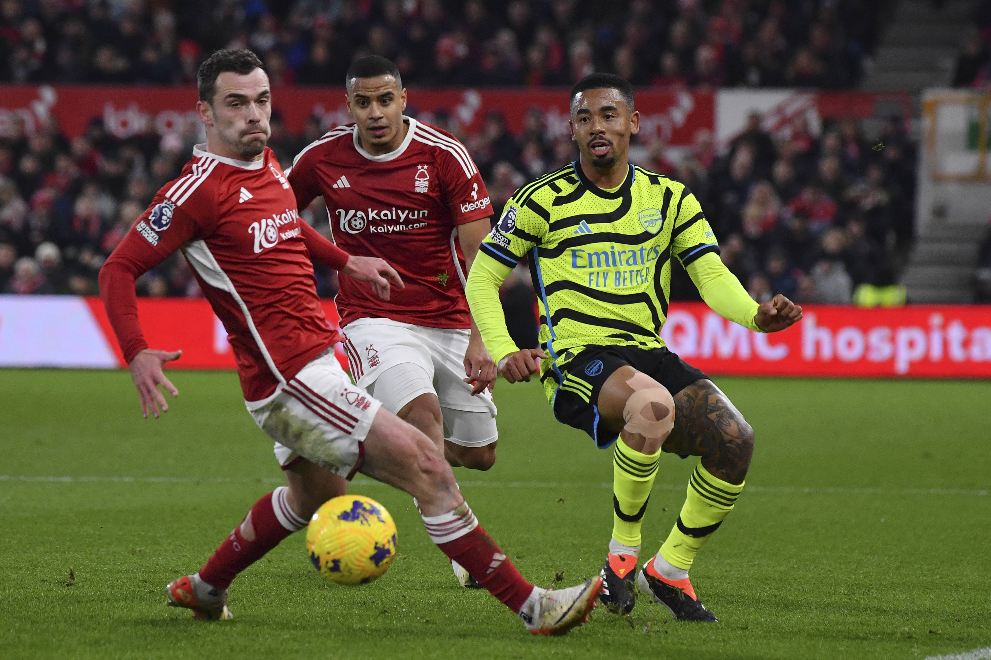 摩纳哥球员在比赛中表现抢眼，助球队胜出