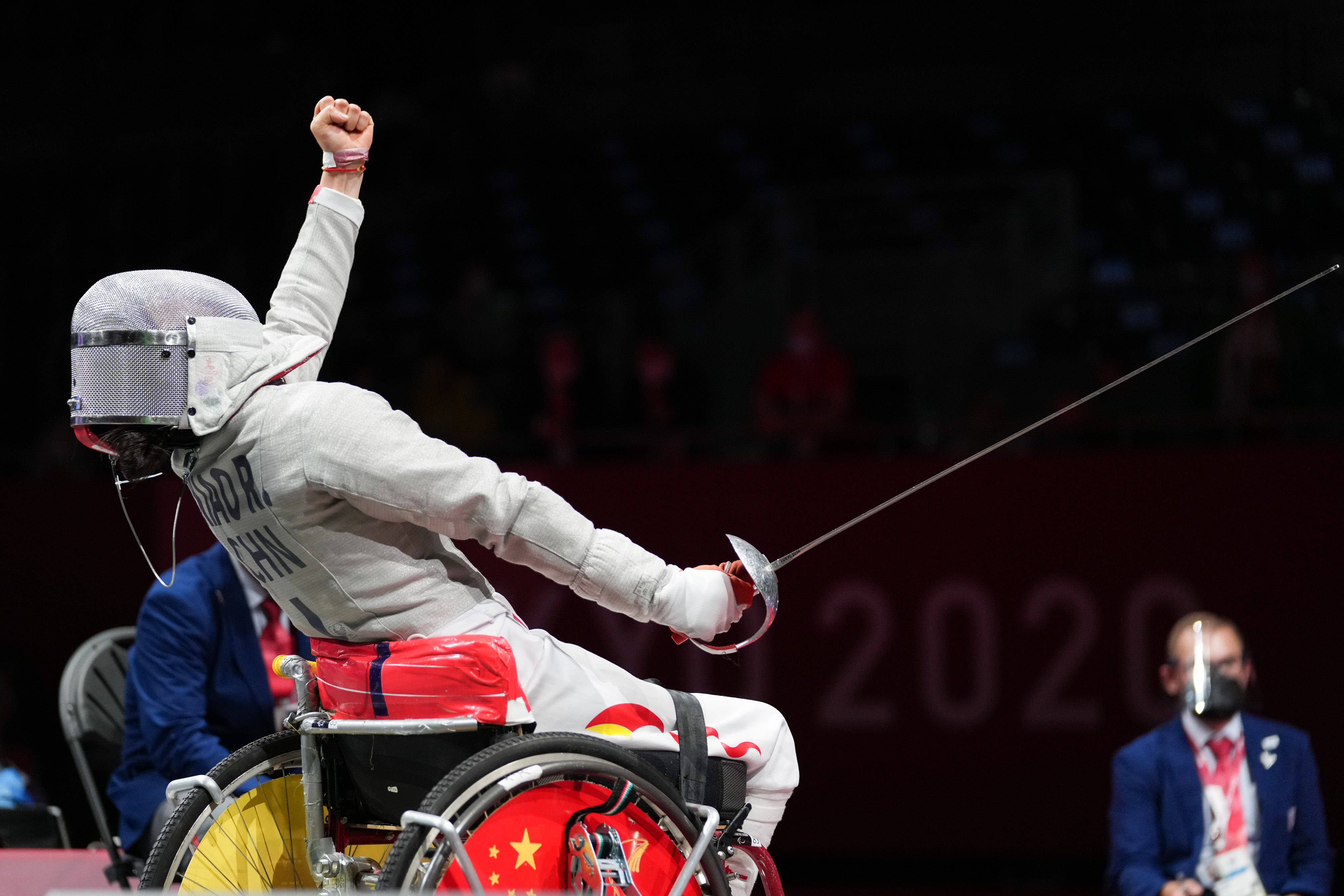 开云体育官方网站-捷克击剑选手技高一筹，赢得胜利的简单介绍