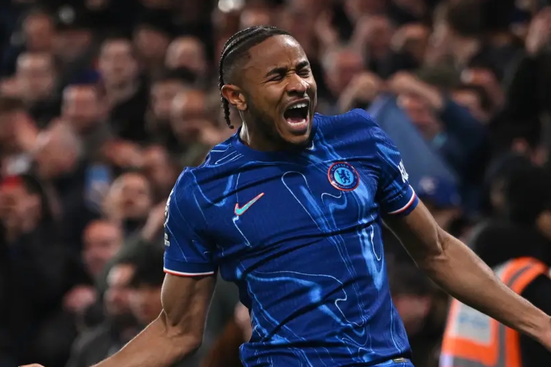 开云体育官方网站-包含切尔西闷平南安普顿，争冠形势不利的词条