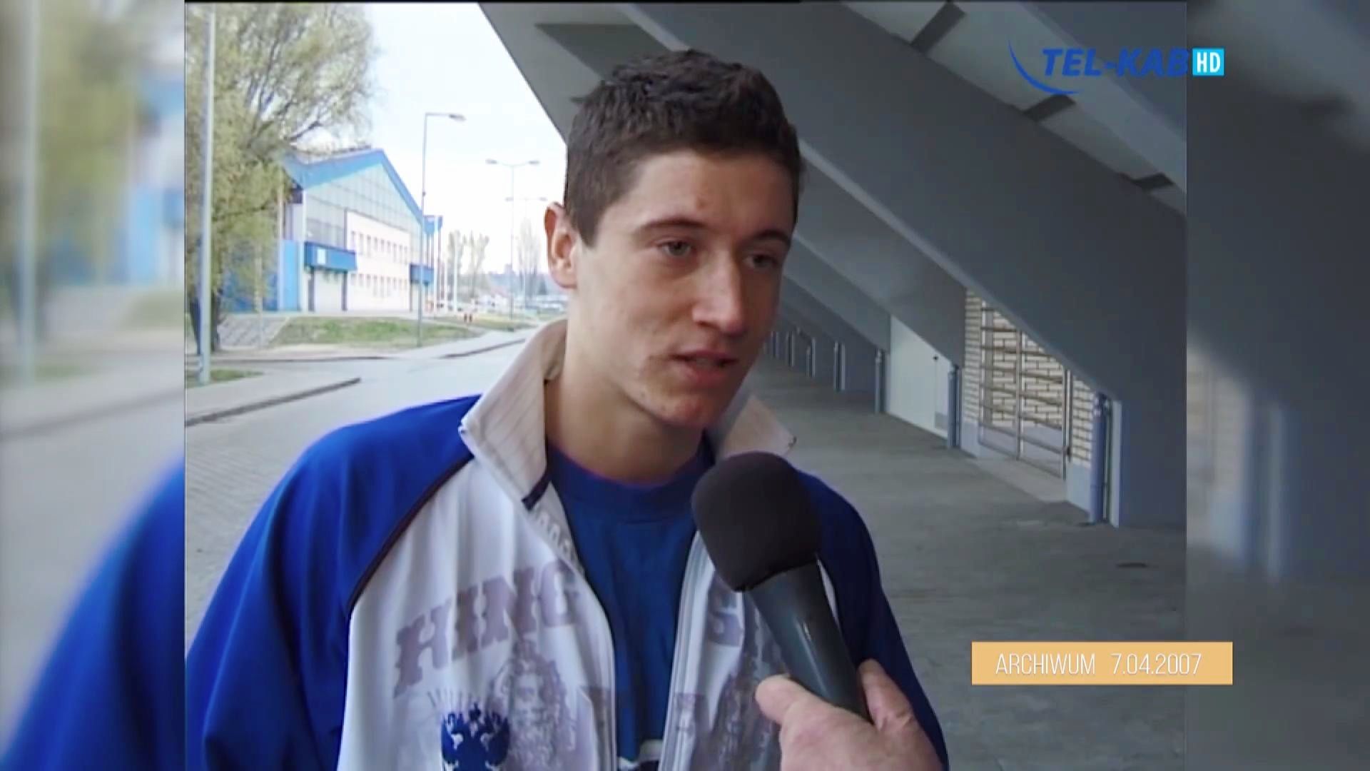 开云体育入口-拜仁战平多特蒙德，莱万帽子戏法世界杯