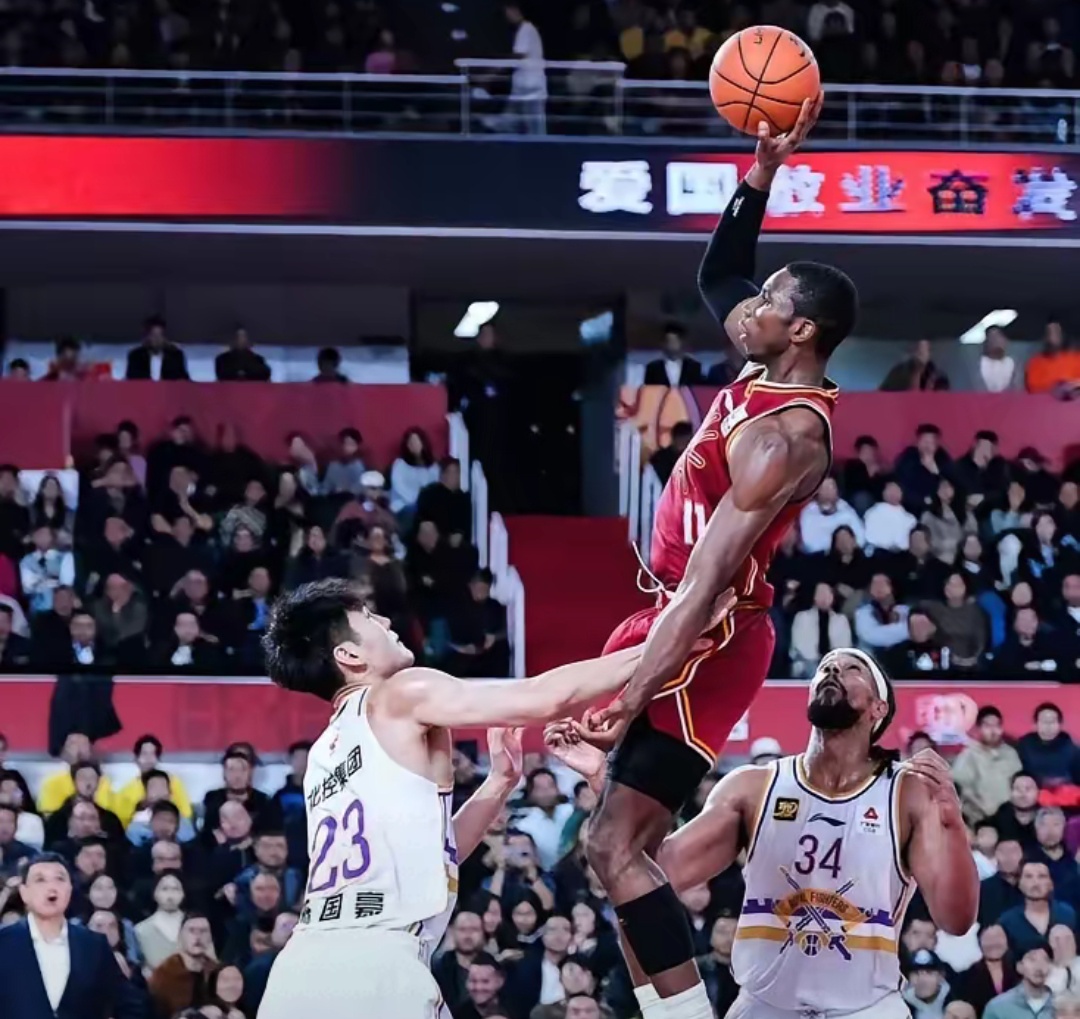 开云体育登录-山西队稳扎稳打，坚守比赛战线