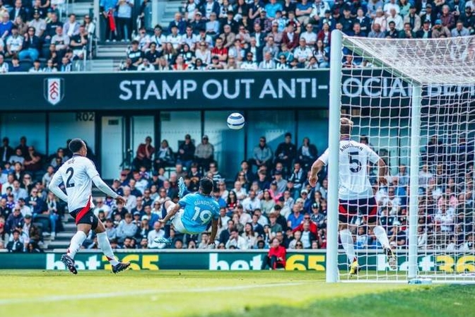 开云体育中国-尤文遭遇哈兰德晋级，世界杯局势紧张