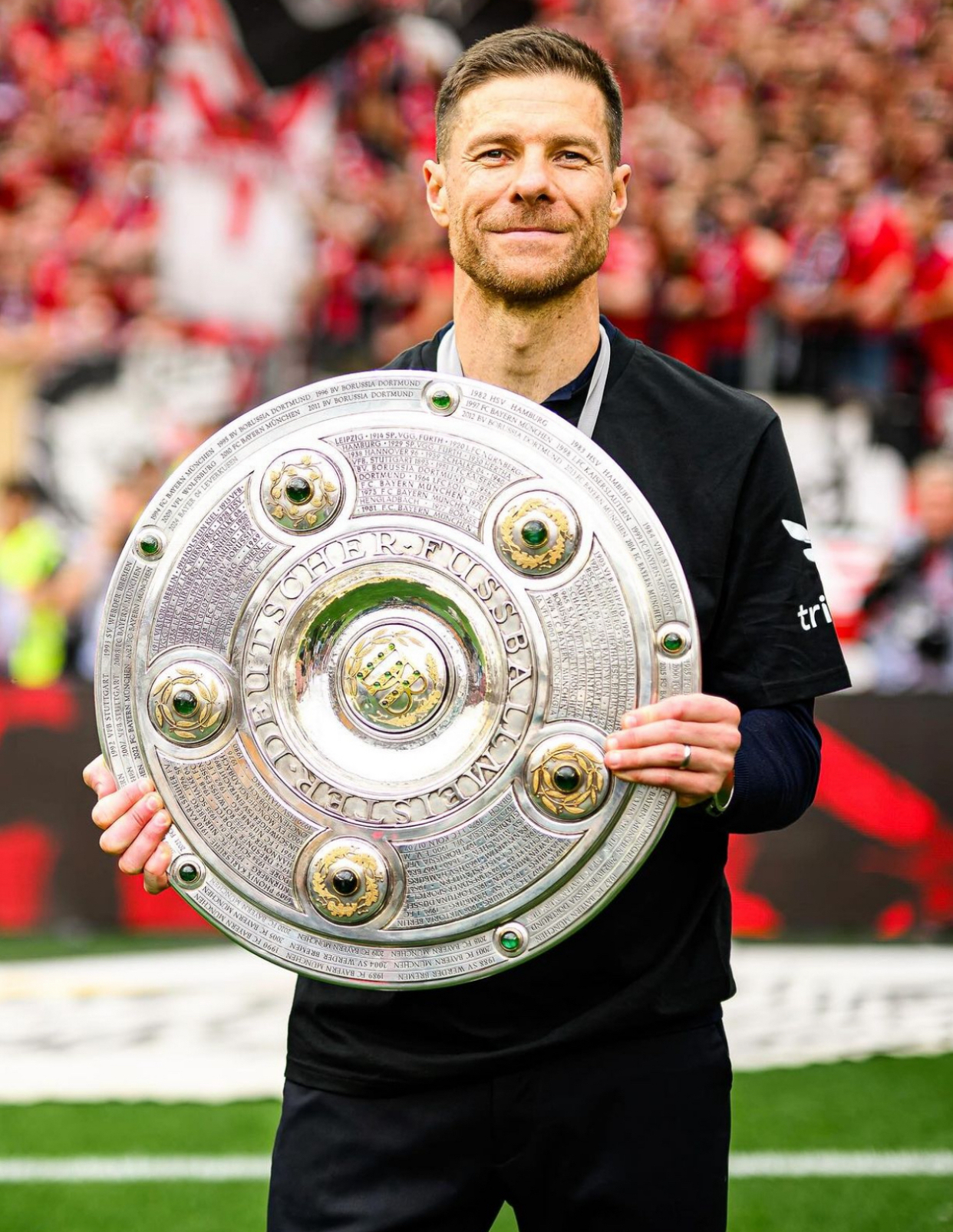 勒沃库森客场逆袭,战胜强敌获胜 勒沃库森客场逆袭,战胜强敌获胜