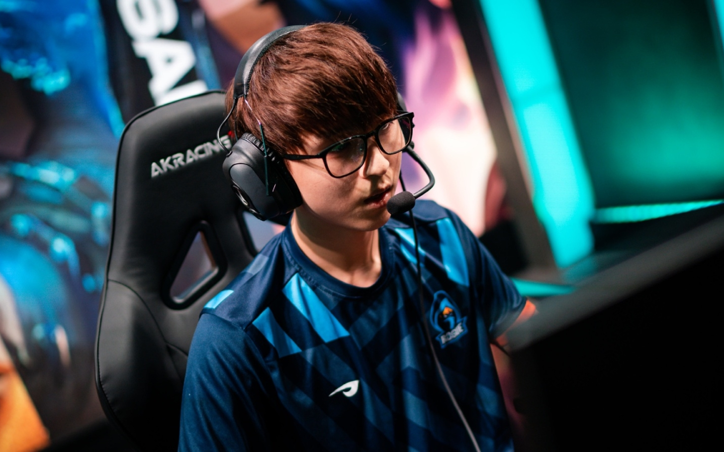 开云APP-IG碾压CLG，Hanssama开启传奇时刻全球总决赛2:0（东京）