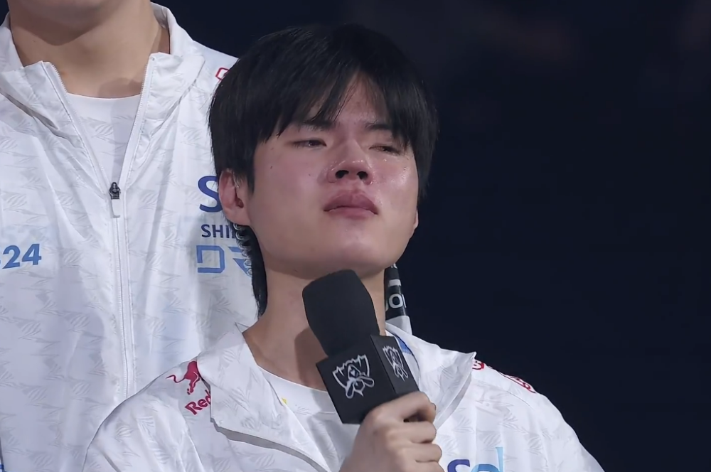 EDG碾压HLE,Deft单局斩获MVP入围赛3:0(洛杉矶) EDG碾压HLE,Deft单局斩获MVP入围赛3:0(洛杉矶)