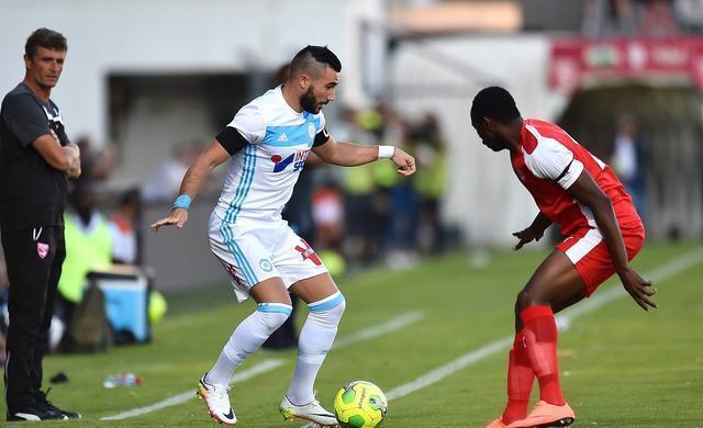 开云体育在线-尼姆队员表现出色，帮助球队取得胜利