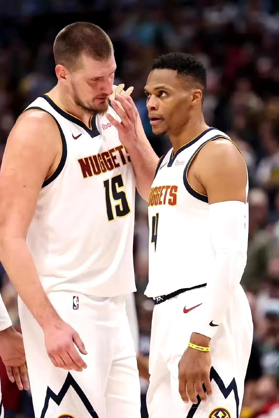 火箭力克森林狼,威少独得三双 火箭力克森林狼,威少独得三双