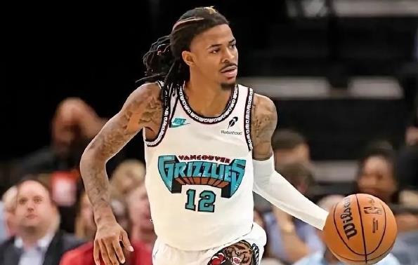 灰熊主场力克猛龙,莫兰特砍下生涯新高 灰熊主场力克猛龙,莫兰特砍下生涯新高