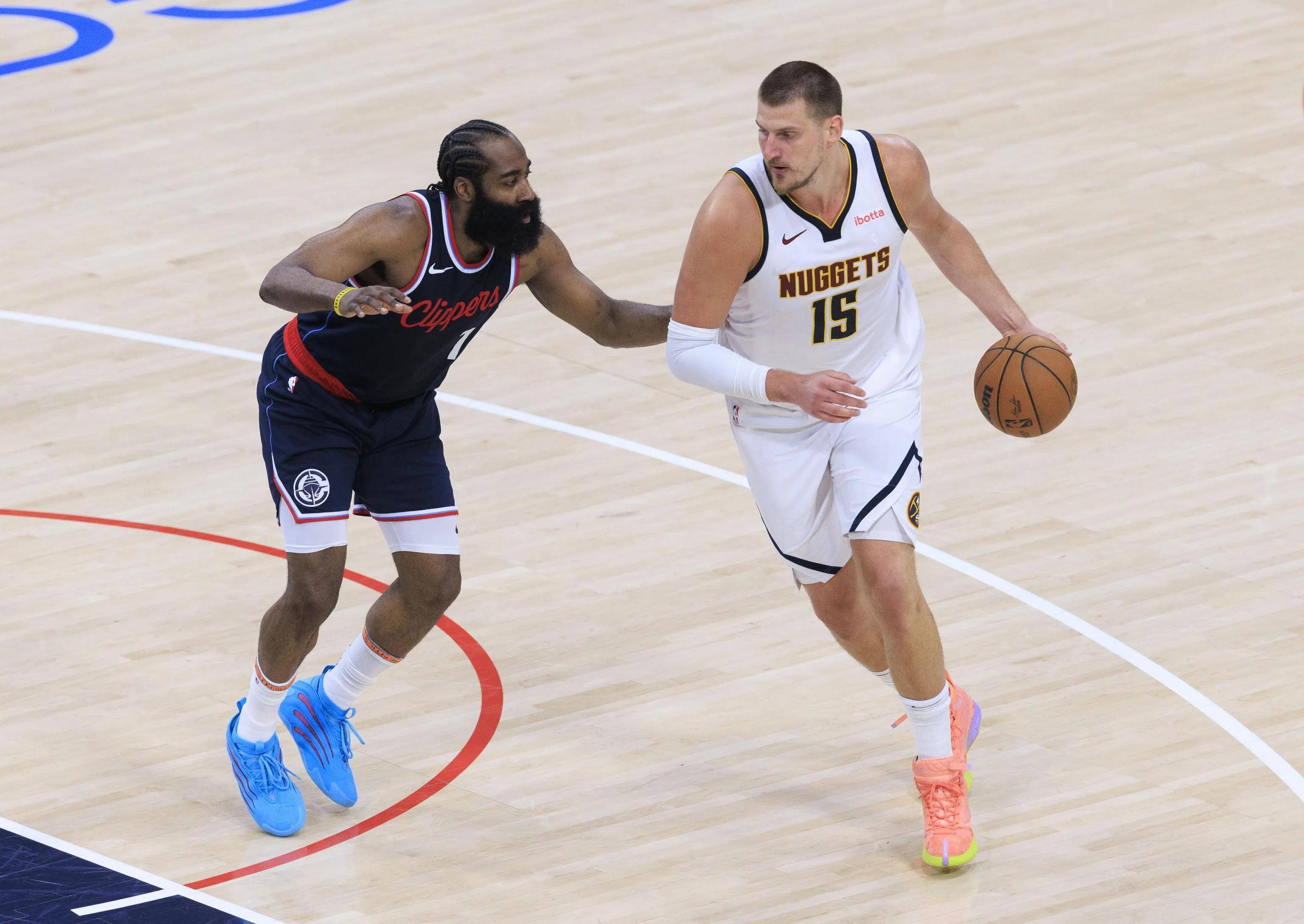 快船大胜掘金,豪取十连胜 快船大胜掘金,豪取十连胜