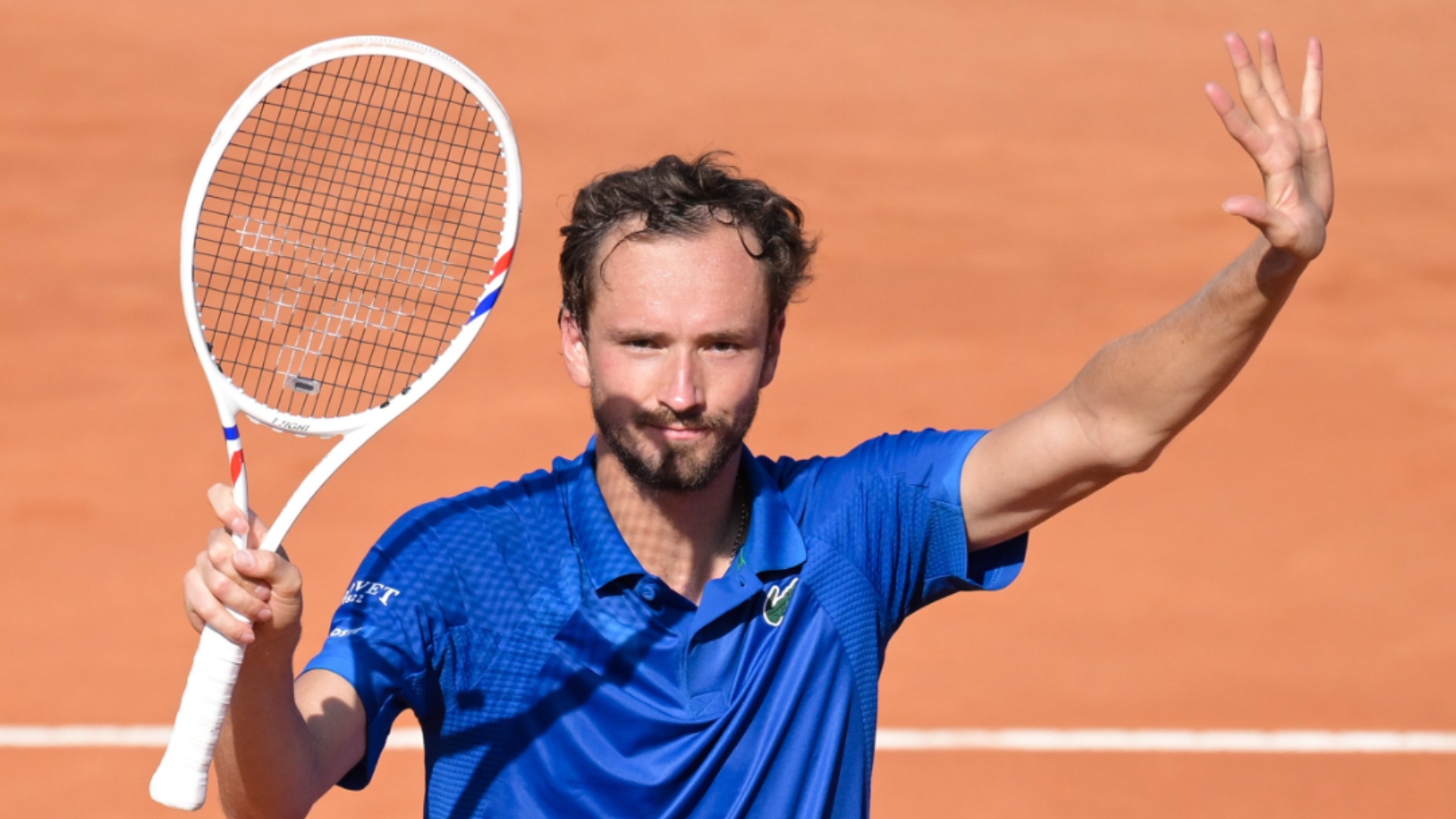 世界网球队血洗英国网球队,梅德韦杰夫关键制胜的简单介绍 世界网球队血洗英国网球队,梅德韦杰夫关键制胜的简单介绍