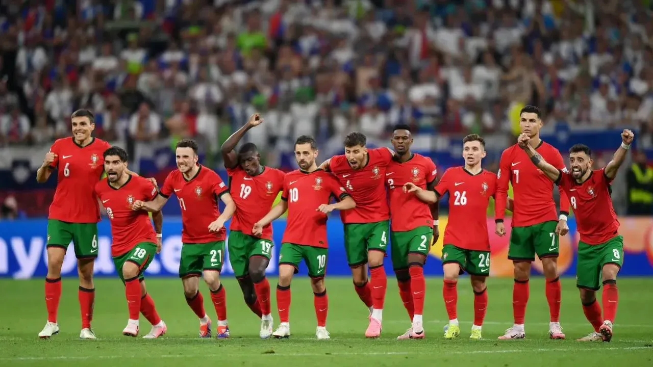 开云体育app-葡萄牙队绝杀英格兰队，奥恰洛夫统治全场