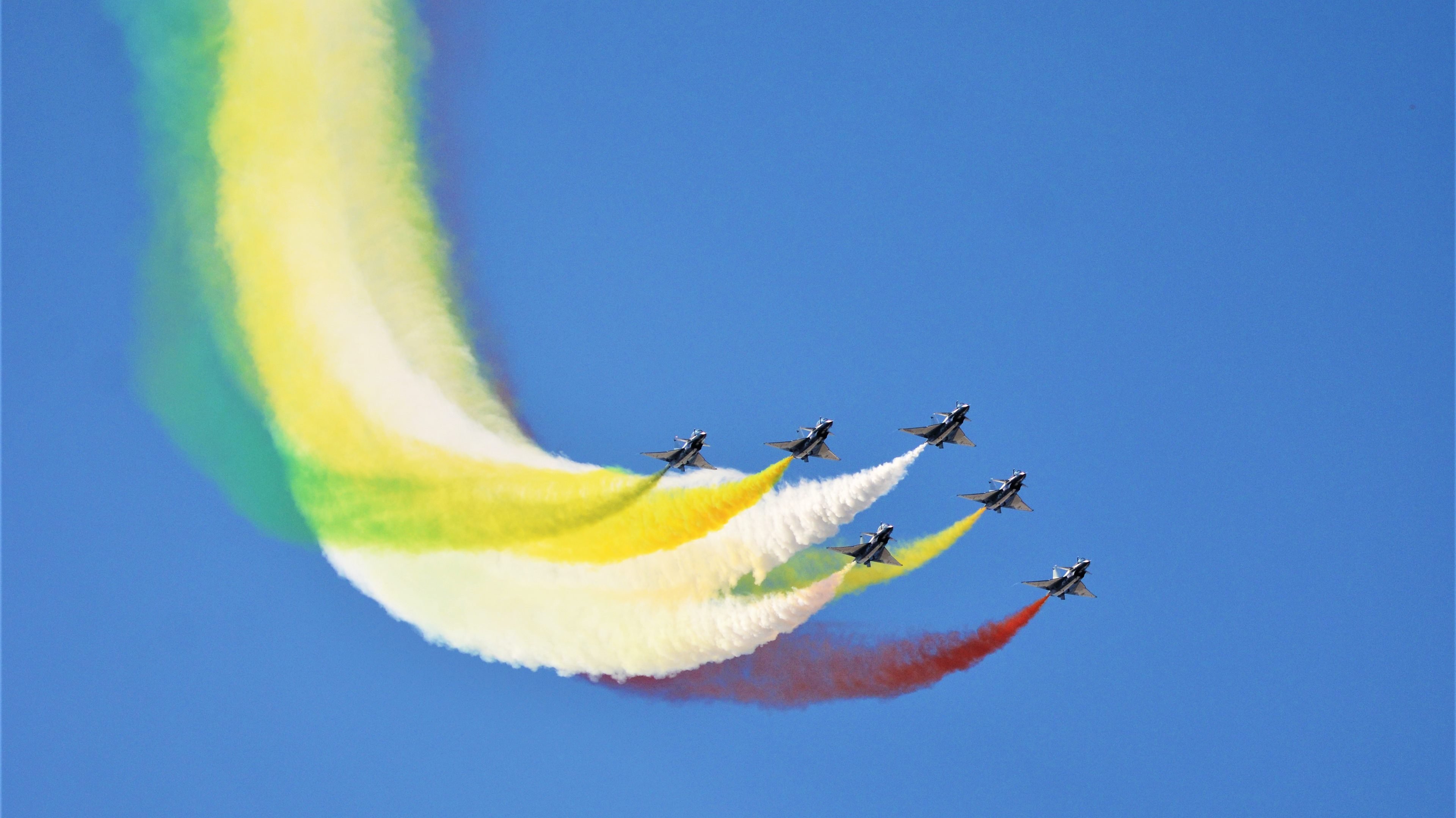 墨西哥防守锁死爱尔兰，若日尼奥彻底打爆防线，足球战术的极致展现