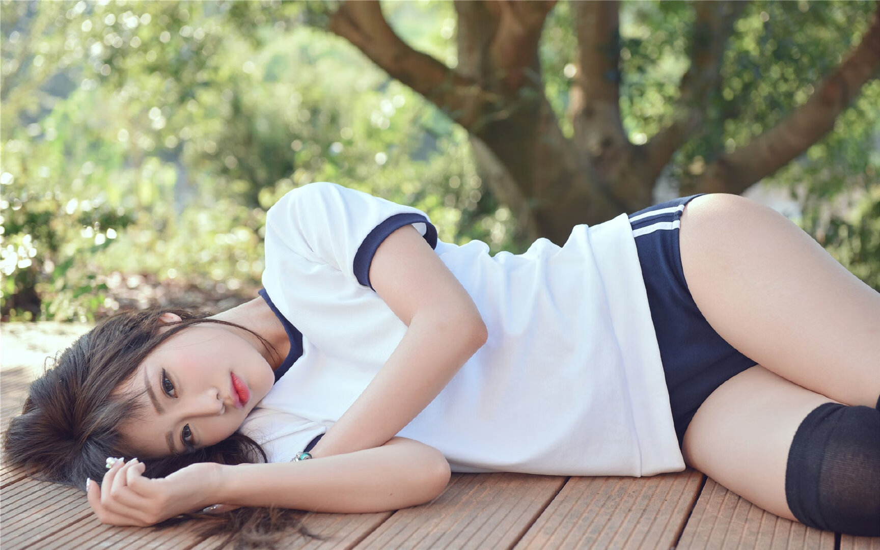 F1年度争冠之夜,杰伦格林比赛走势一手掌控