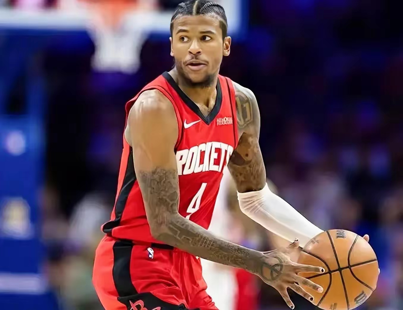 开云下载-德甲争冠战焦点战，灰熊防守锁死开拓者