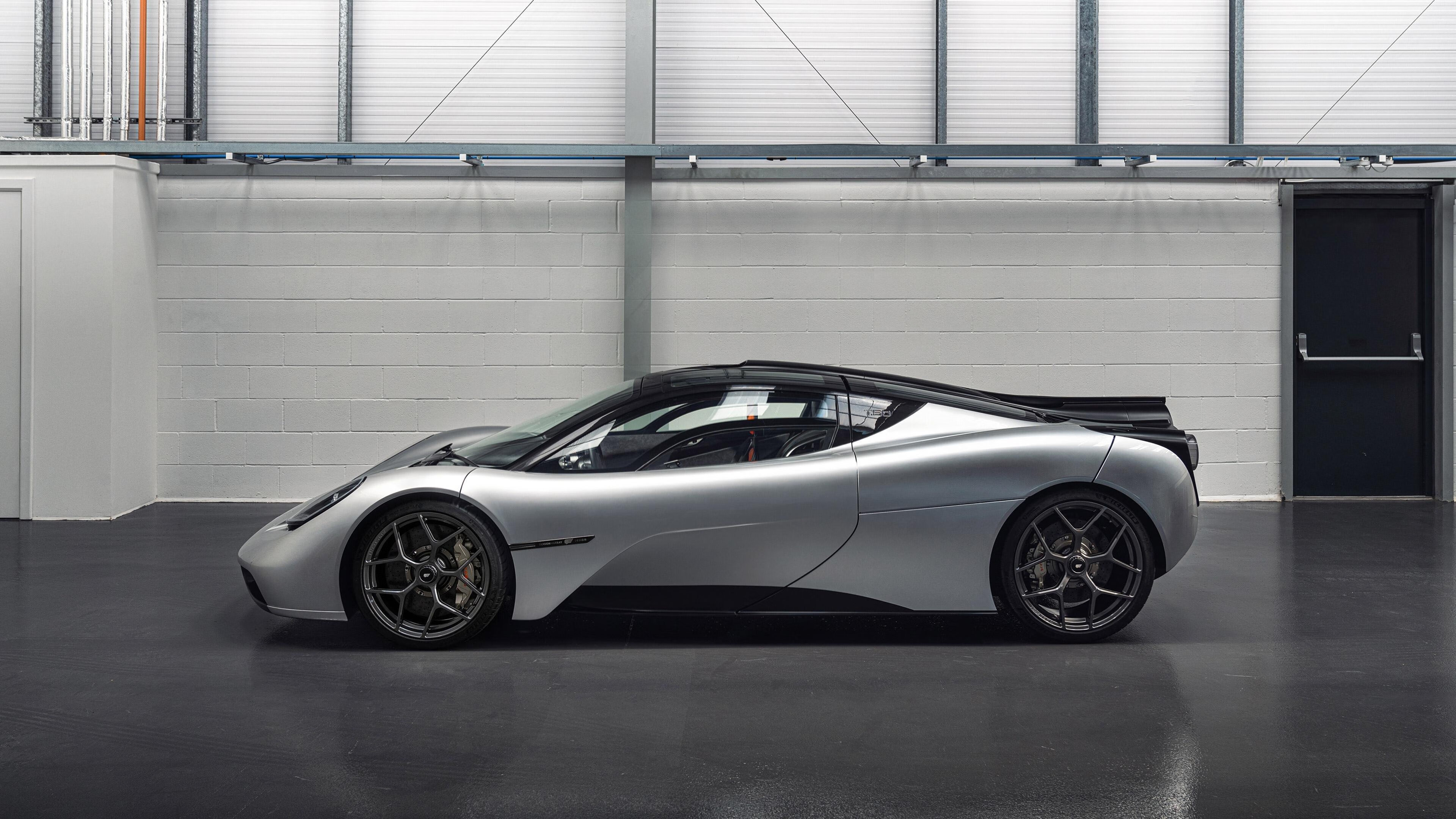 对抗的艺术,从圣西罗的围猎到巴林赛道上的独舞